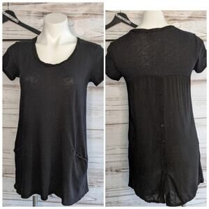 Left of Center Short Sleeve Tunic Tee sz XS